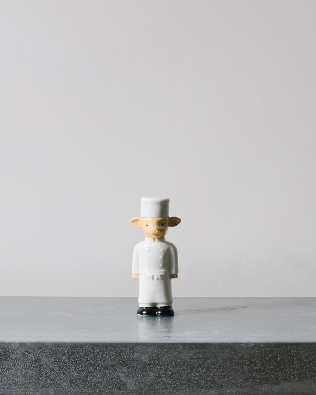 Pig salt shaker