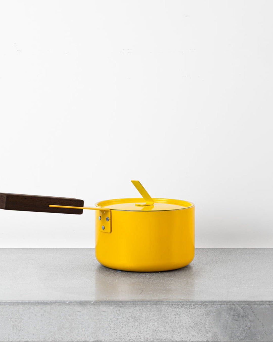 Kn Industrie - Casserole Saucepan - Jaune