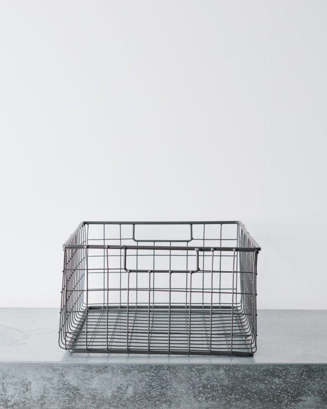 Puebco - Storage crate - Metal