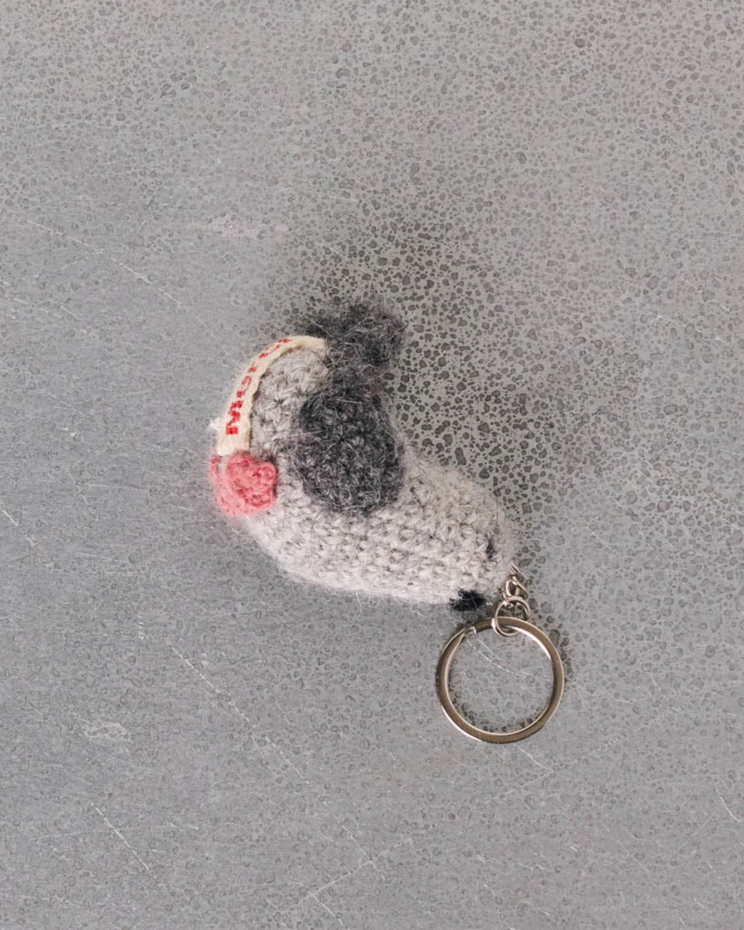 Merci - knitted key ring - Pigeon