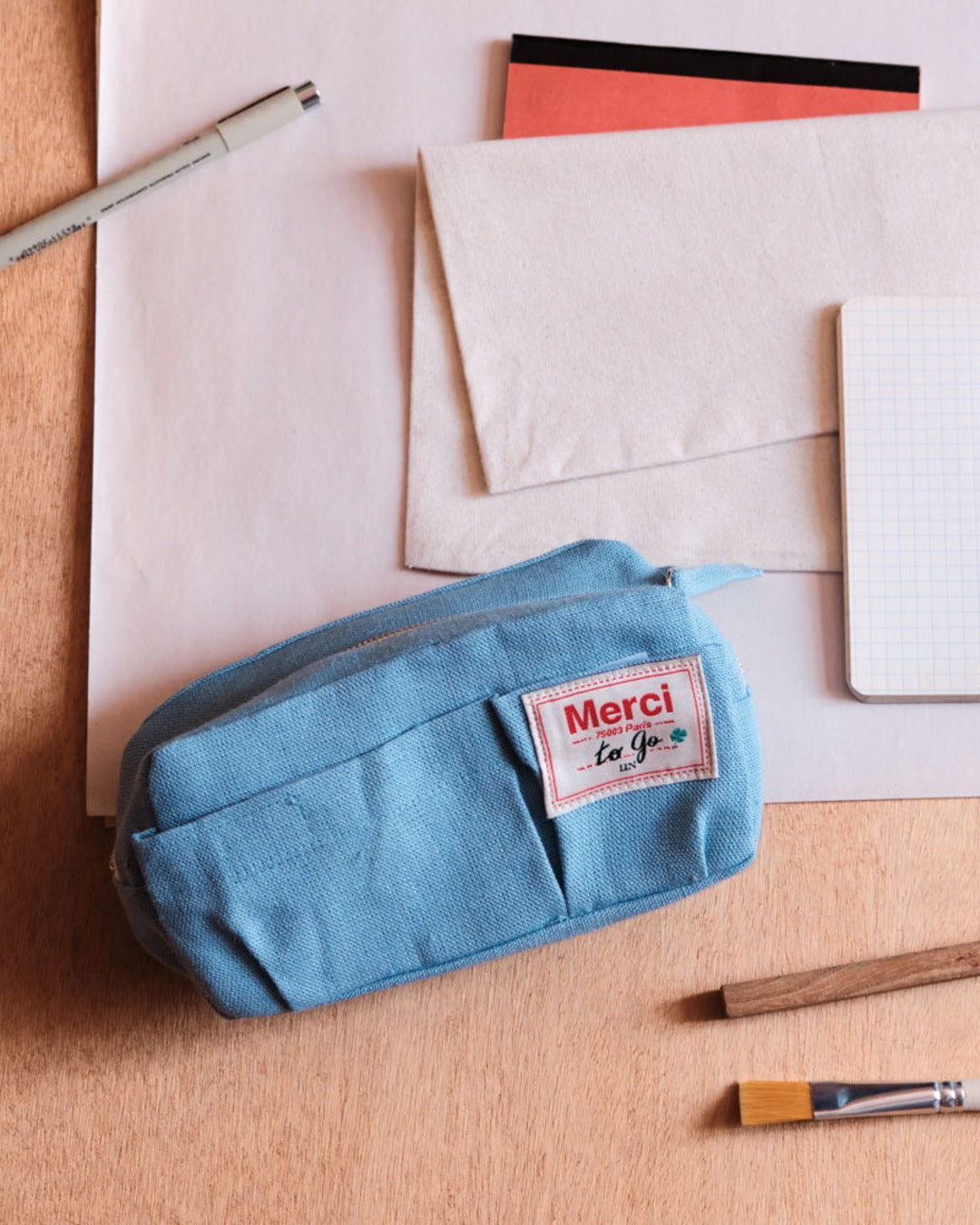 Merci - Washed linen pencil case - Primary Blue
