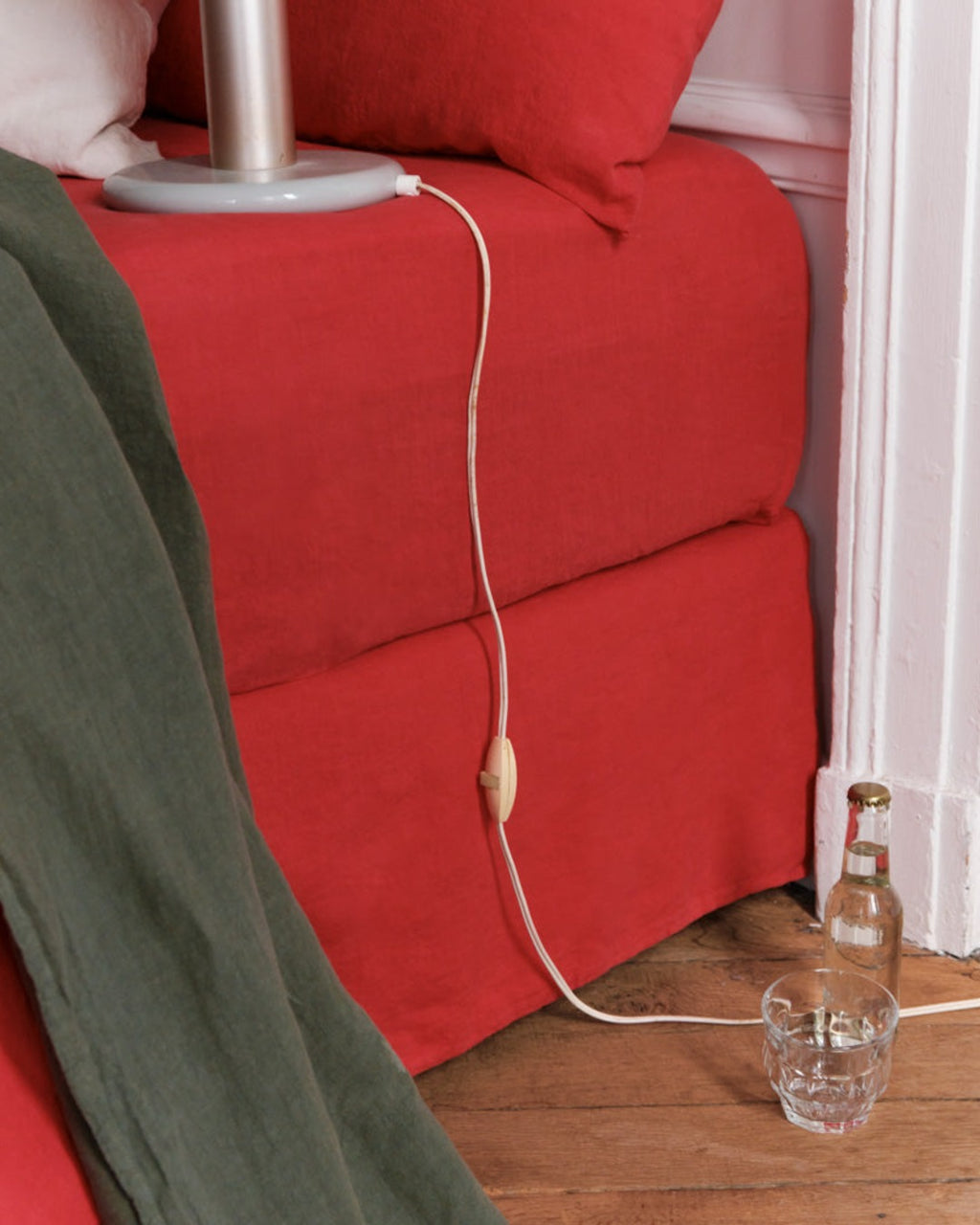 Merci - Washed linen fitted sheet - Vermilion Red