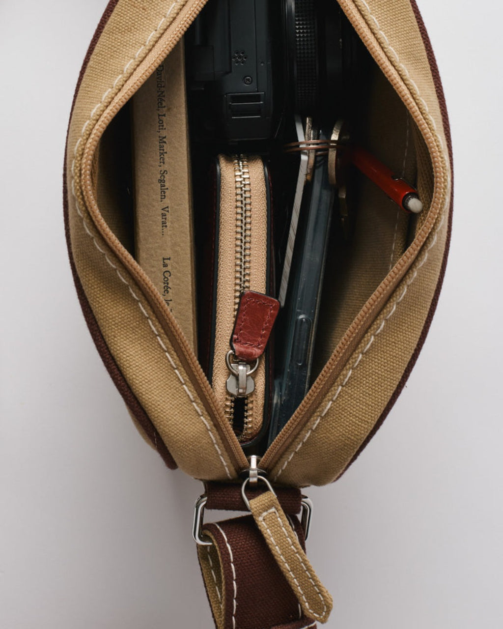 Merci - Candide Reporter Bag - Brown