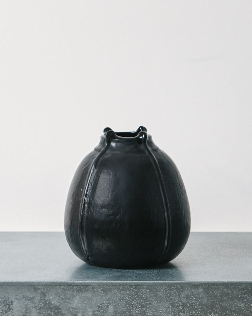 Jars Ceramistes - Seed Vase - Black