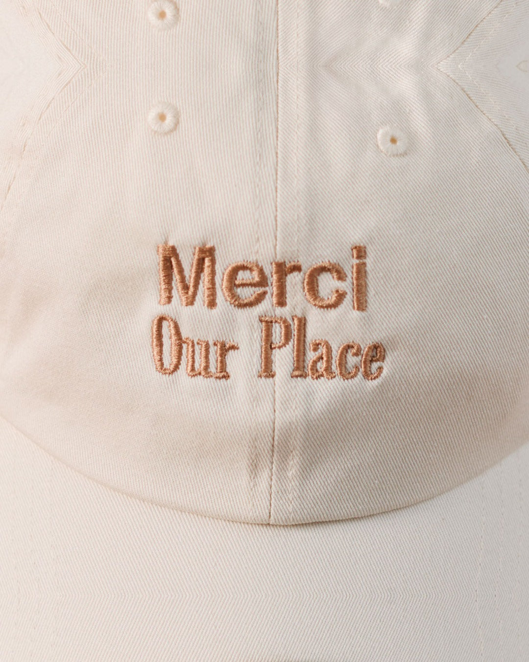 Merci x Our Place - Cap - Ecru