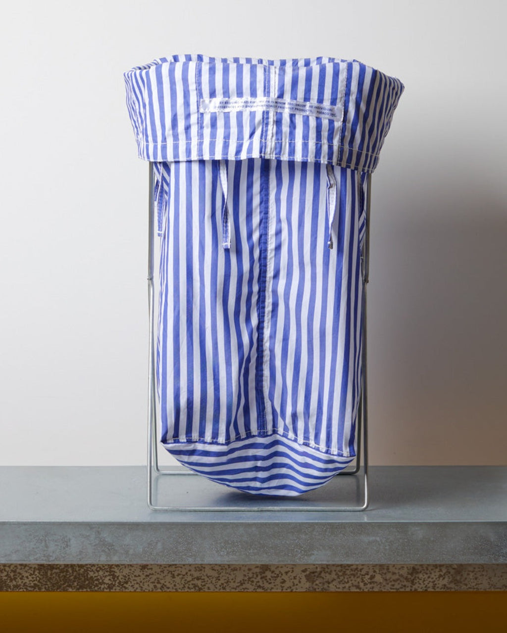 Puebco - Panier À Linge - Rayures Bleues
