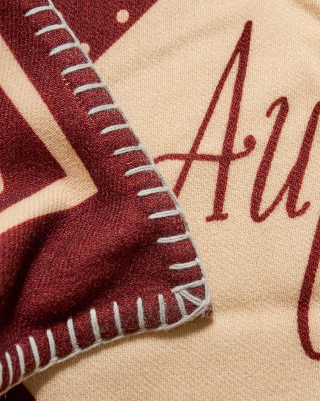 Au Vieux Campeur - Congés Payés - Au Vieux Campeur wool blanket – OG Logo