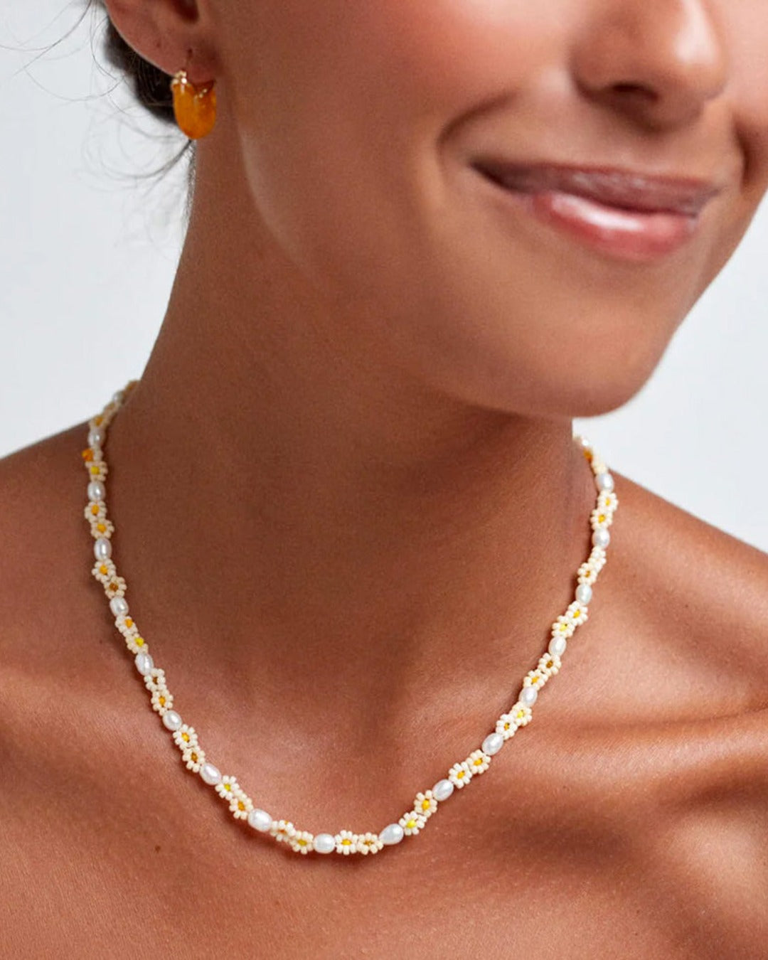 Anni Lu - Collier Daisy Flower - Pearl Yellow