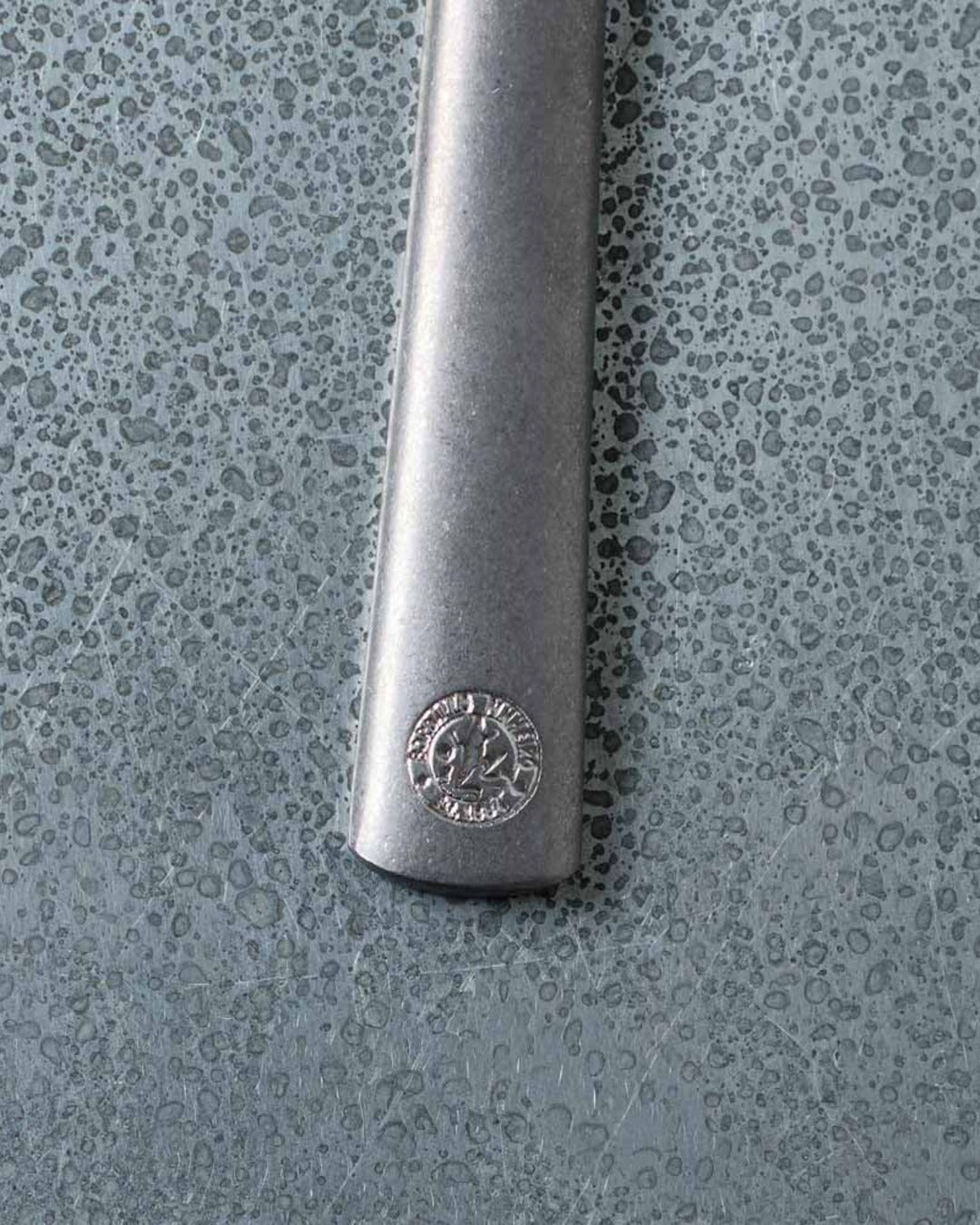 Bordallo Pinheiro - Couteau Brisa