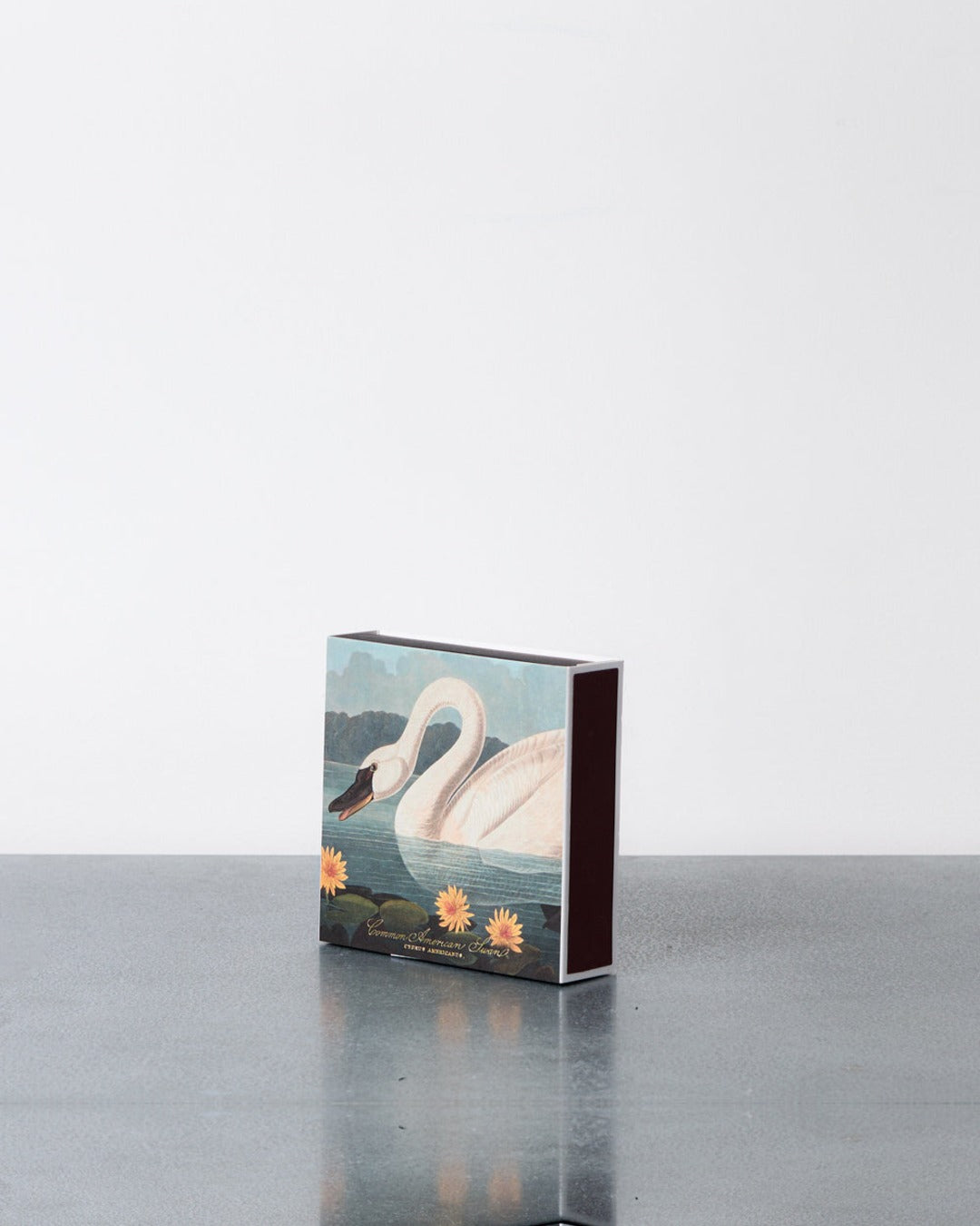 Archivist - Box of 125 matches - Swan