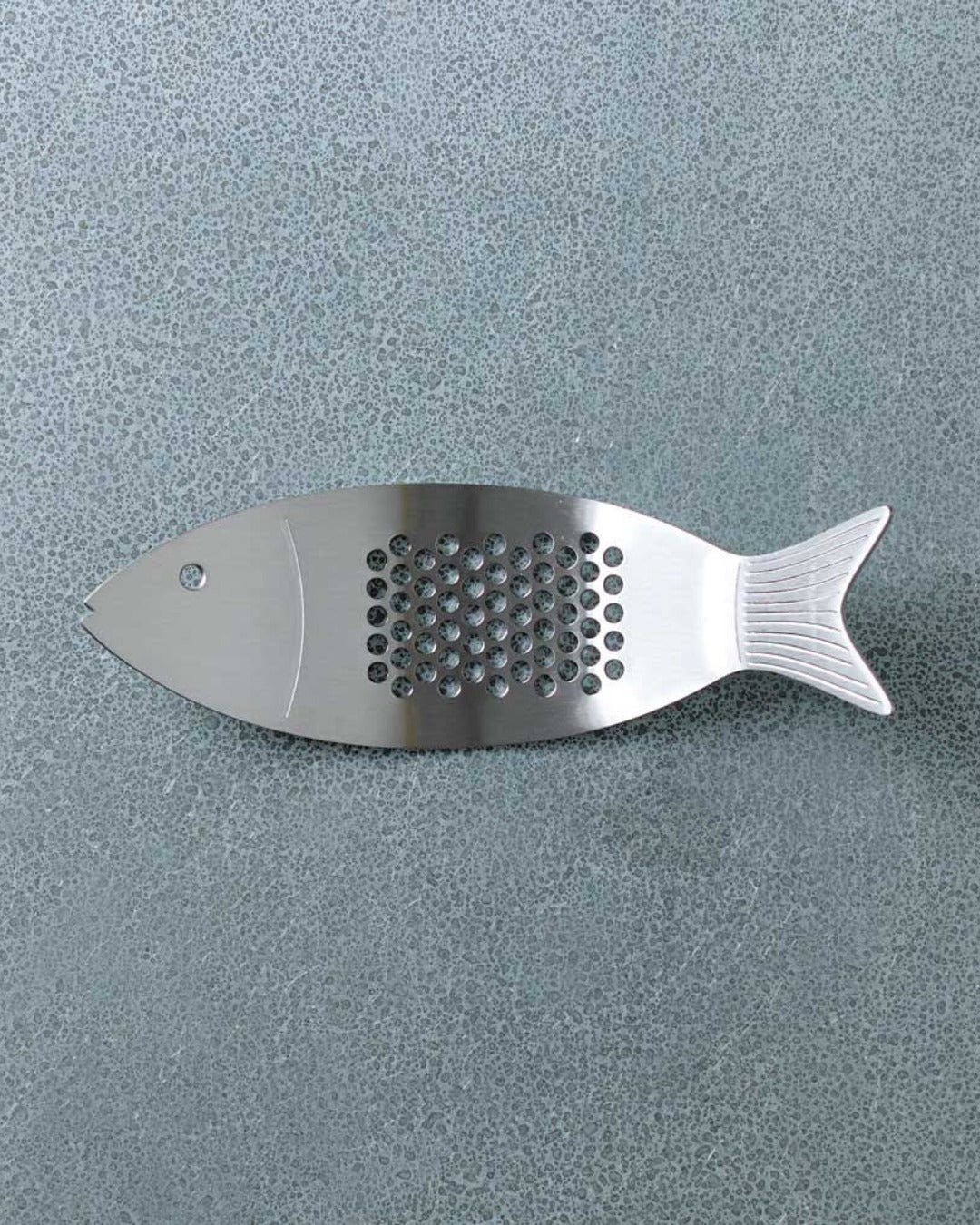 Kikkerland - Garlic Press - Fish