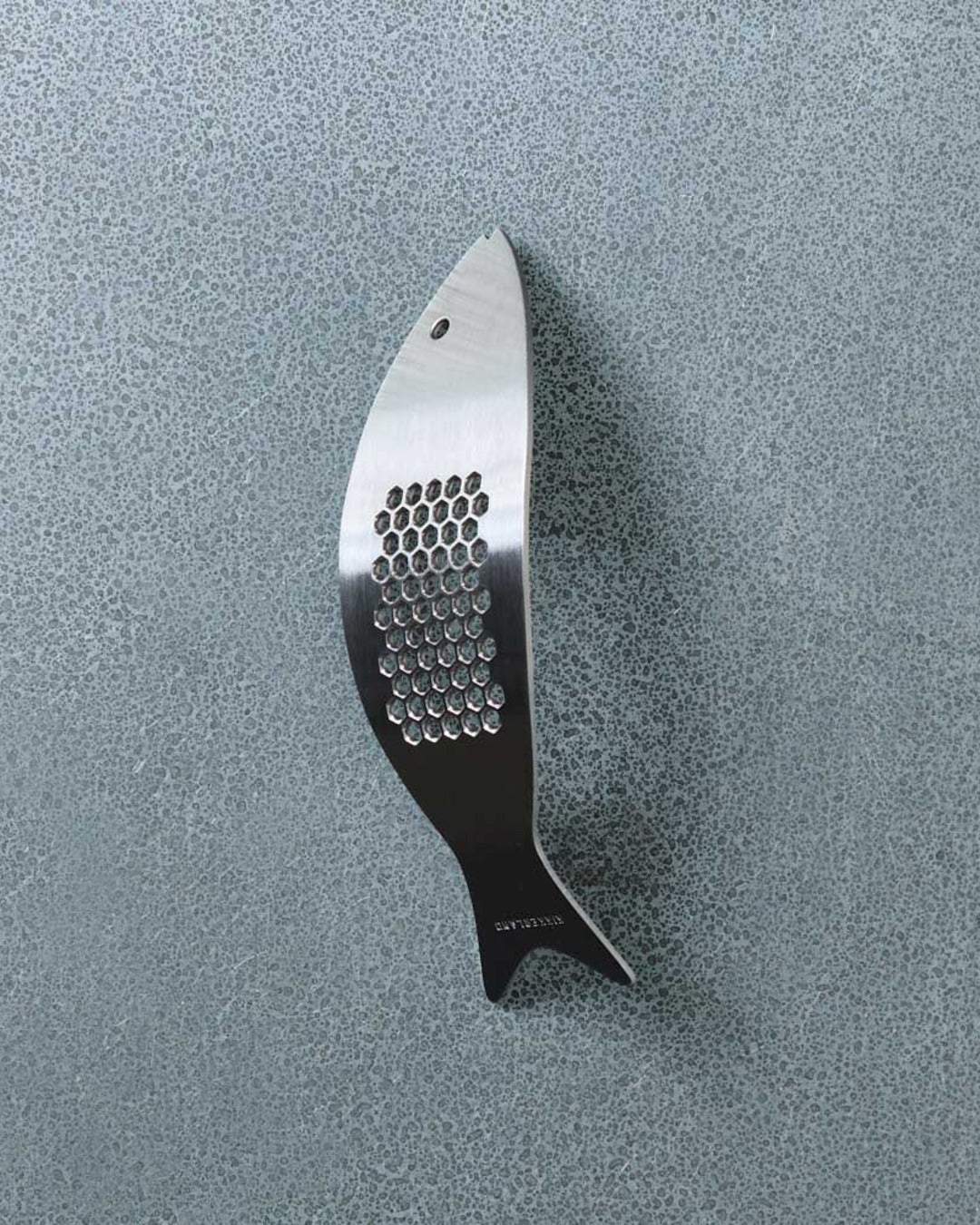 Kikkerland - Garlic Press - Fish