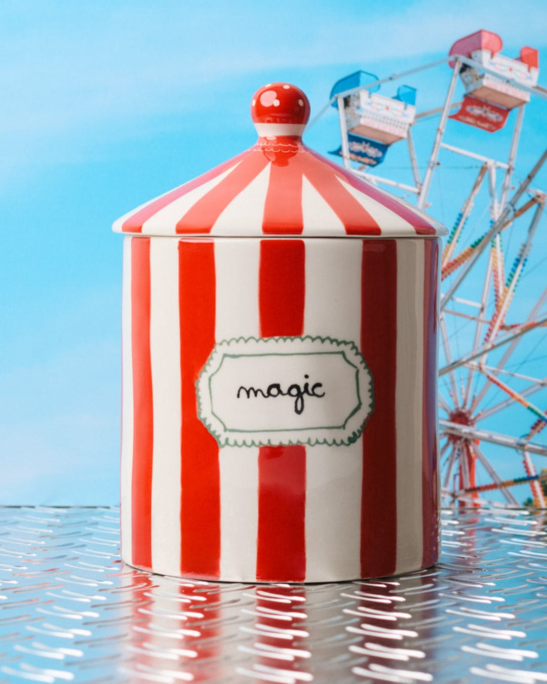 Laetitia Rouget - Box - Magical Red Big Top