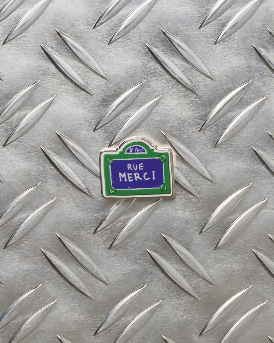 Merci x Shia Mcshia - Pins Rue