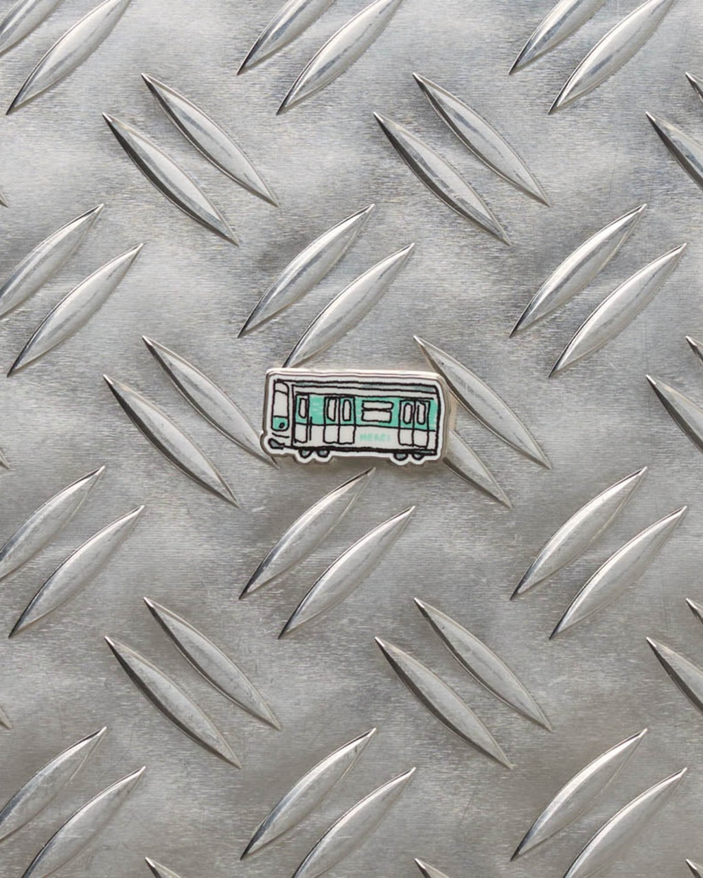Merci x Shia Mcshia - Pins Métro
