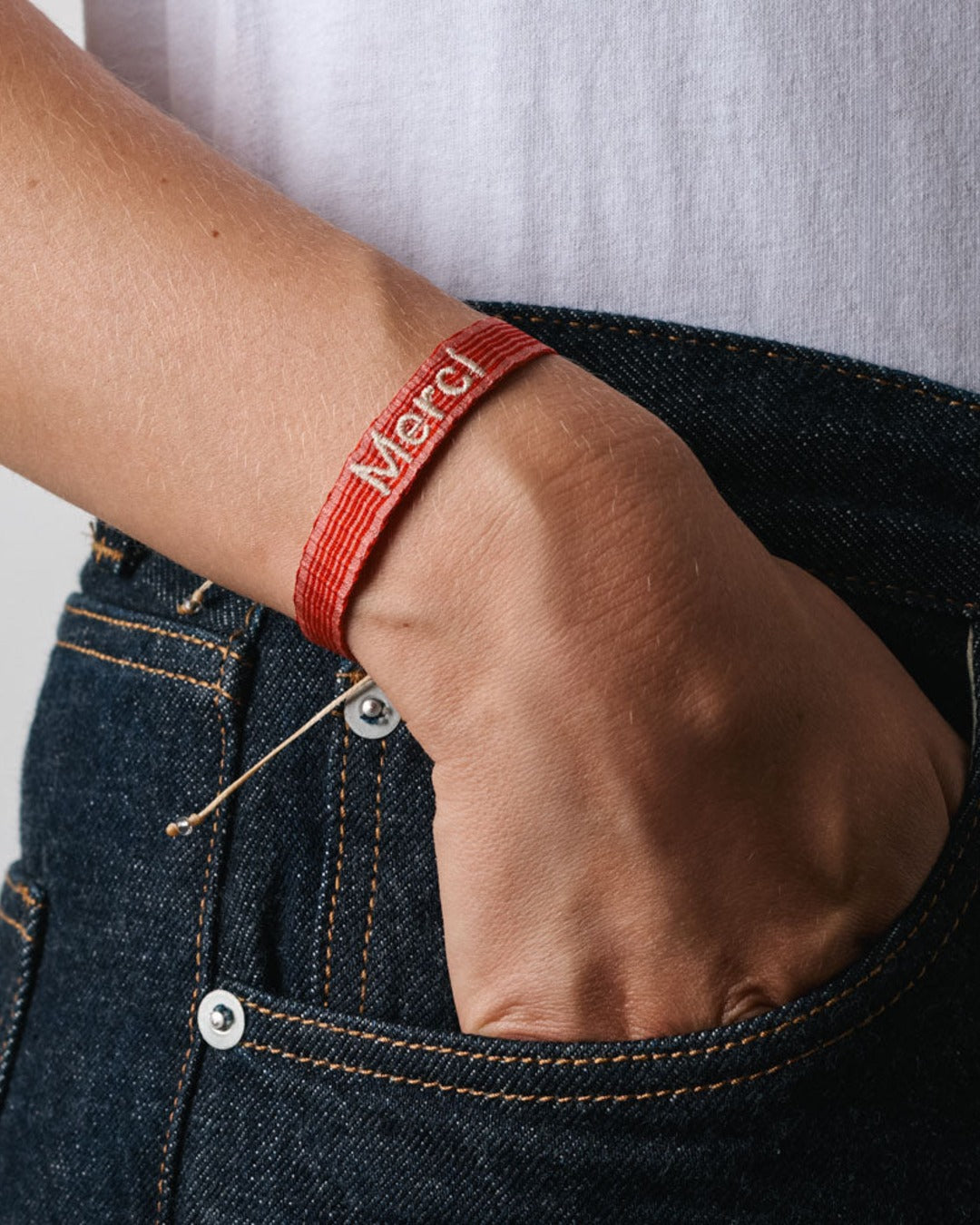 Merci x Guanabana - Guanabana x Merci - Striped Bracelet - Red