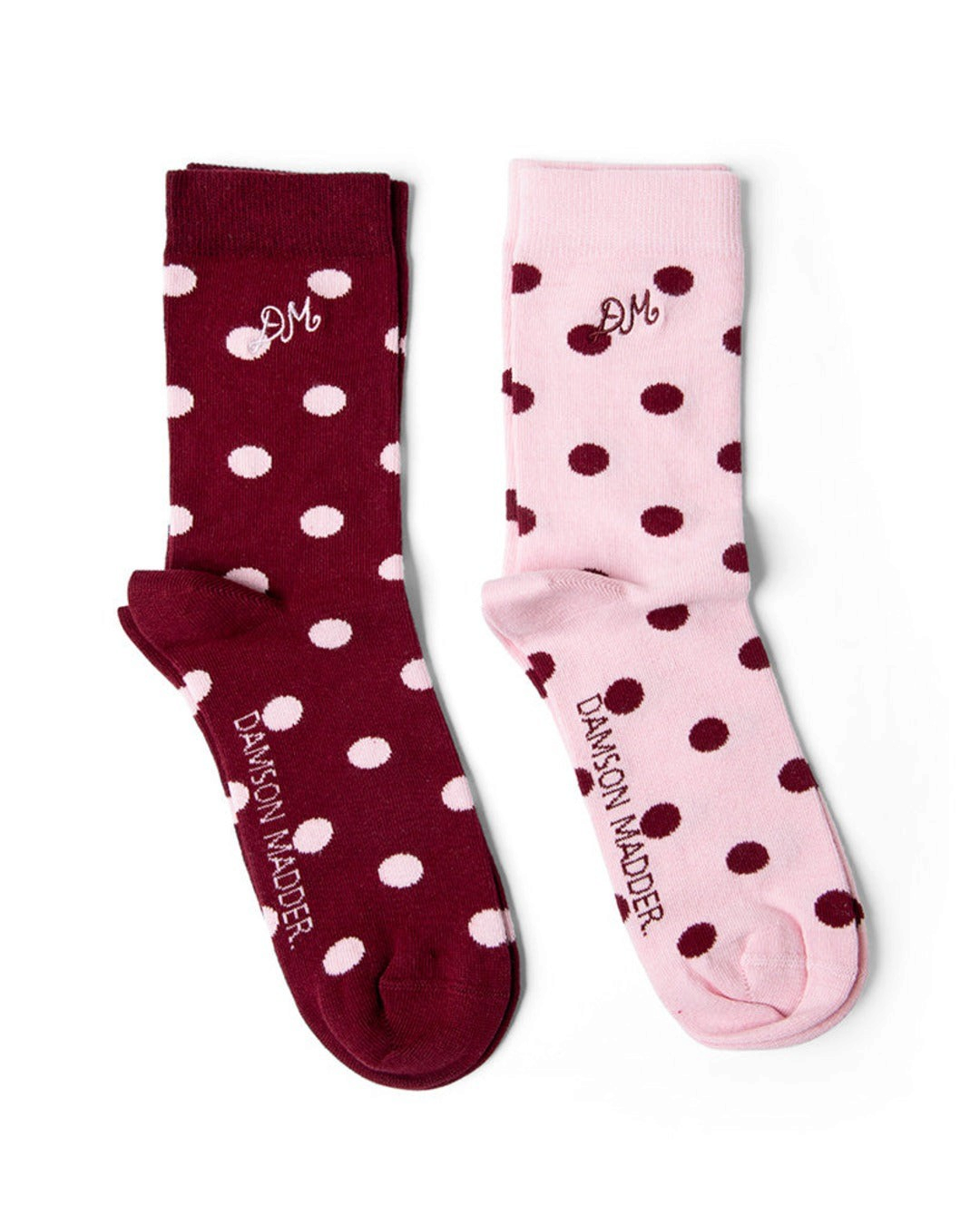 Lot de 2 paires de chaussettes Merci Paris Damson Madder en coton bio, motif pois rose et bordeaux avec logo brodé.