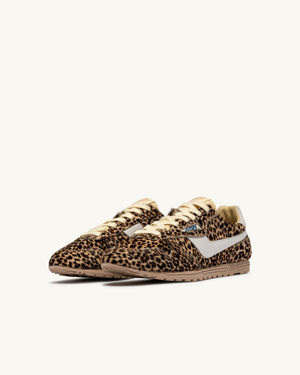 Autry - Baskets Windspin Low Woman - Pony Crlea Leo Blanc