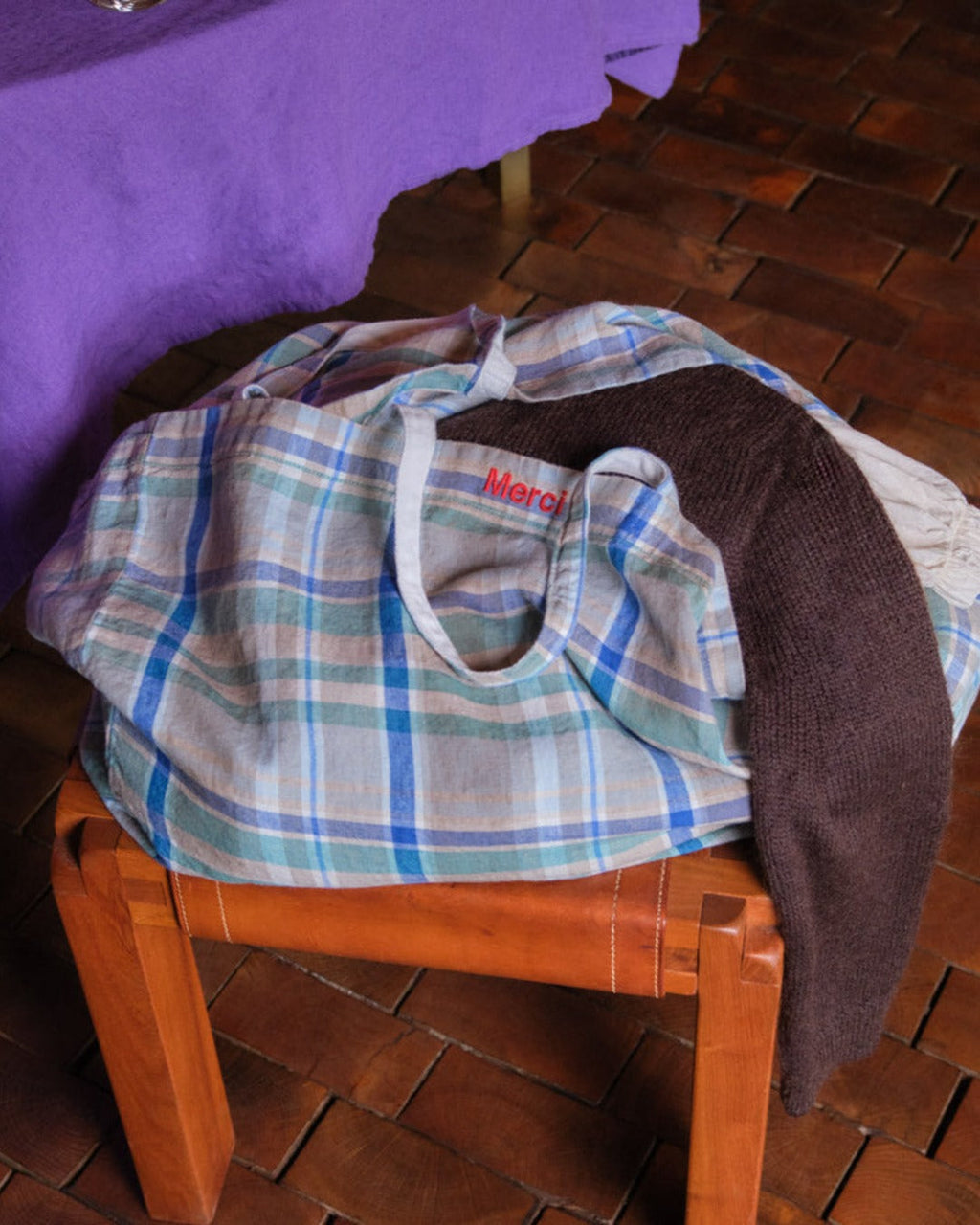 Merci - Washed linen Merci shopping bag - Library Checks