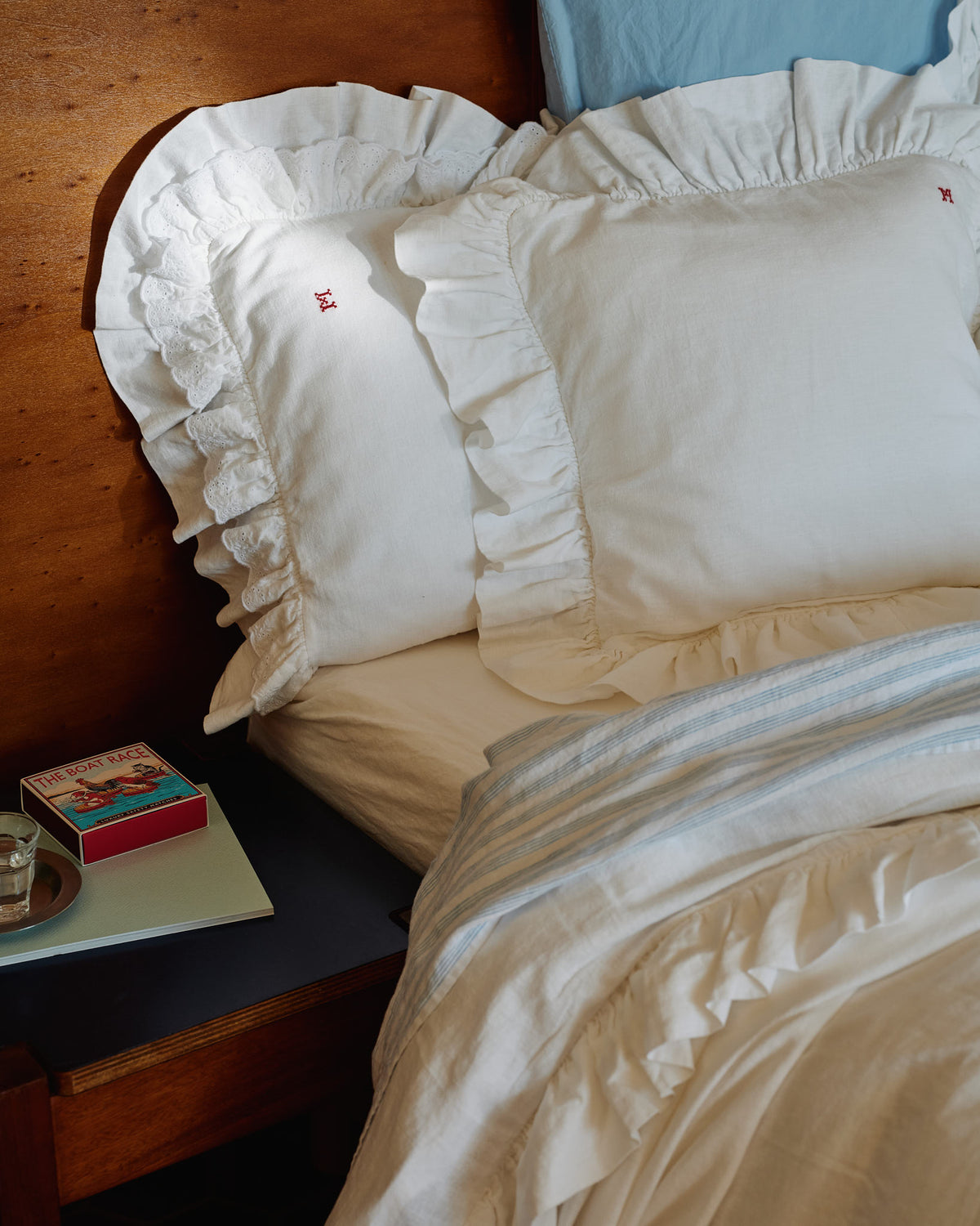 Merci - Embroidered Linen Bedding Set - 01 Ruché