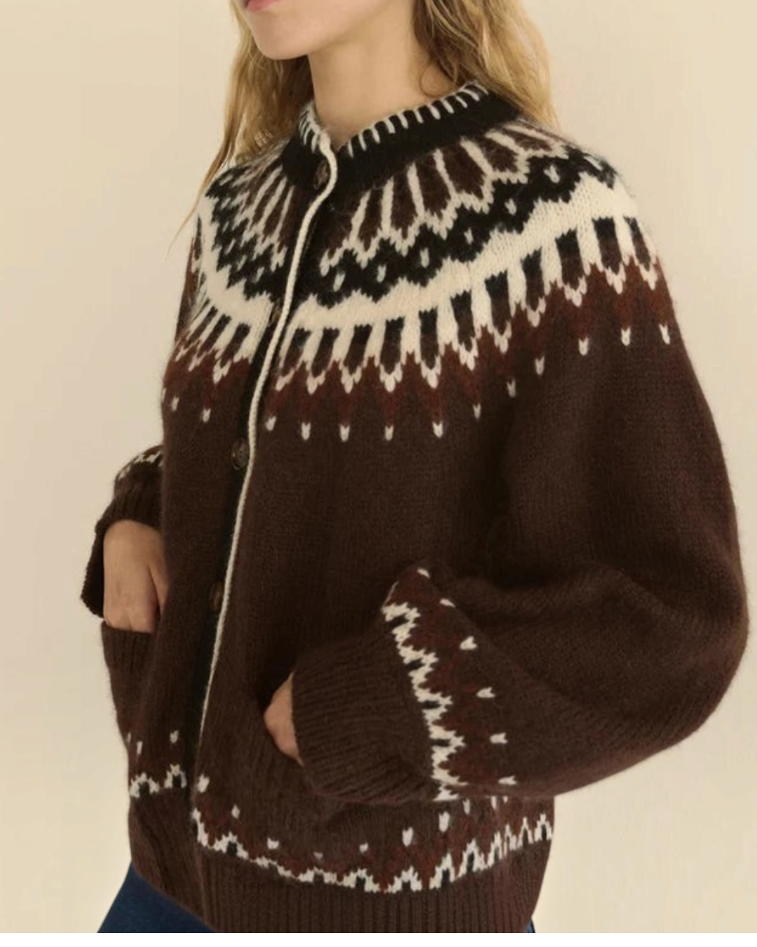 Cardigan Merci Paris Dôen Hue marron en maille d'alpaga avec motif jacquard Fair Isle et poches plaquées