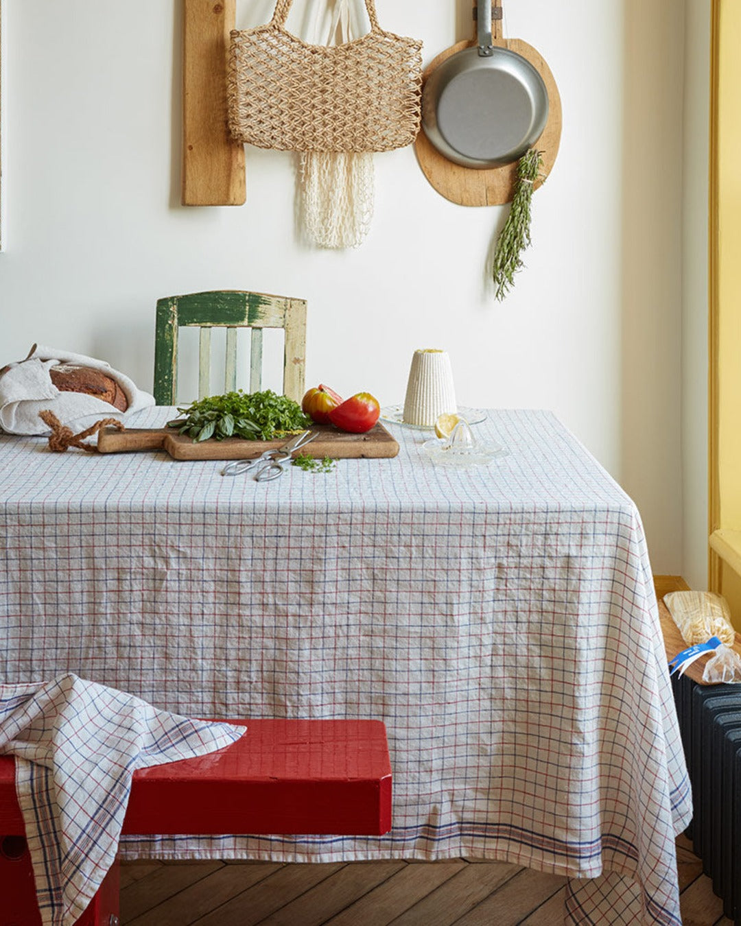 Manses Design - Rattan and glass jug