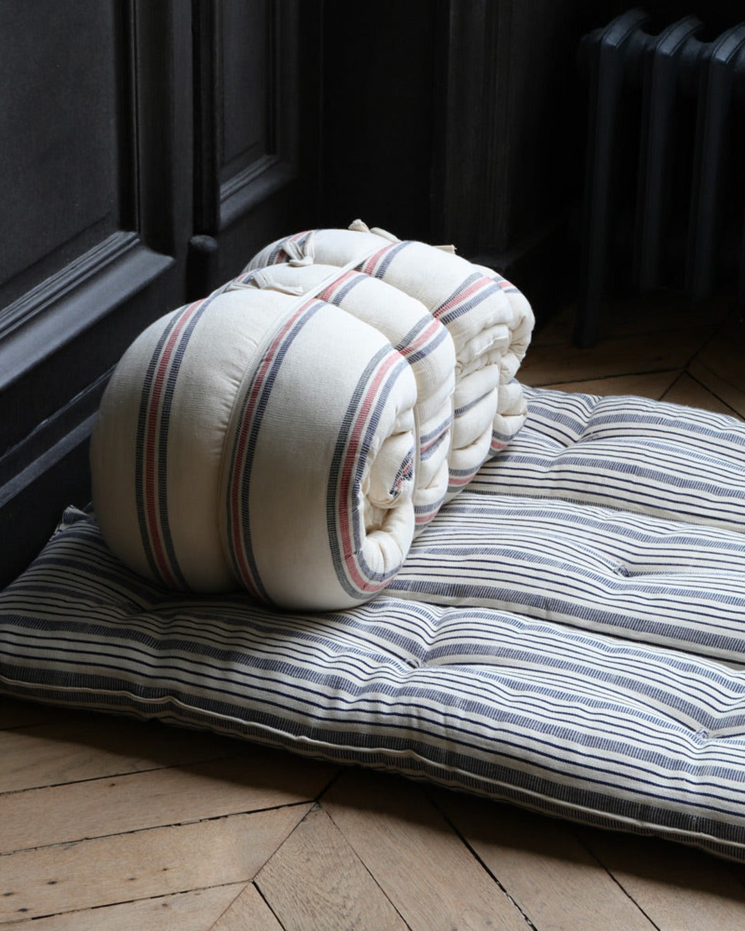 Tensira - Mattress topper - Striped Blue