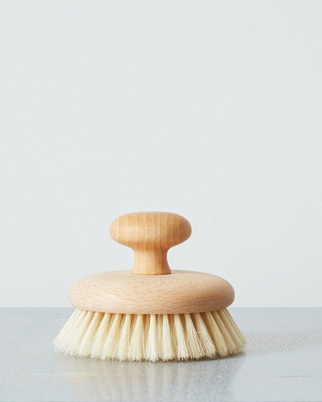 Redecker - Rub brush with pommel