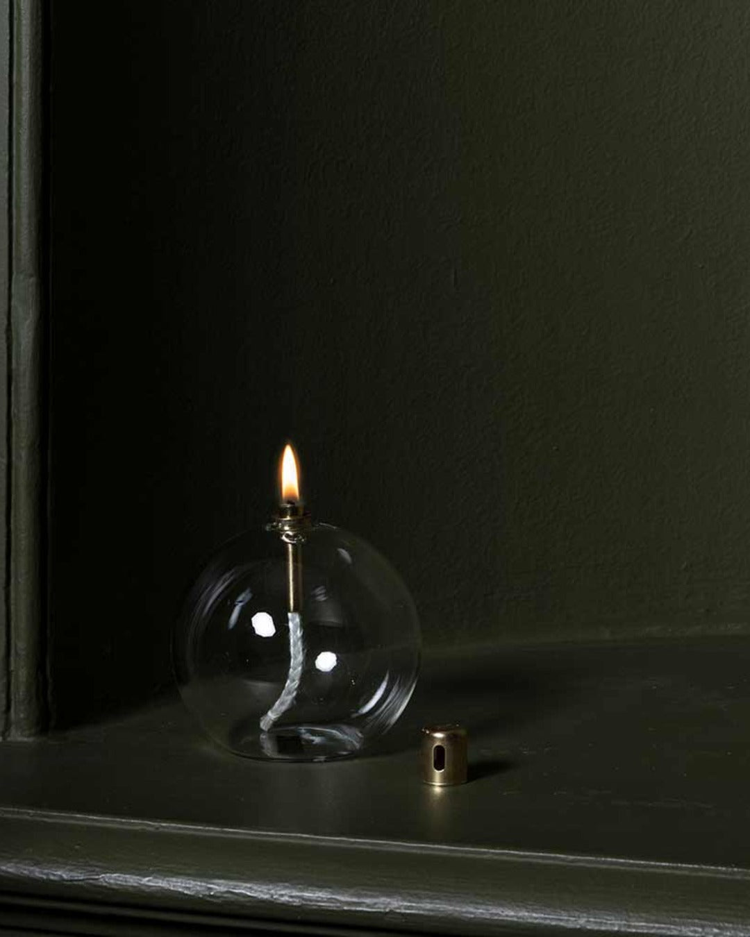 Peri Design - Round oil lamp