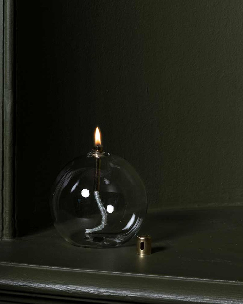 Peri Design - Round oil lamp