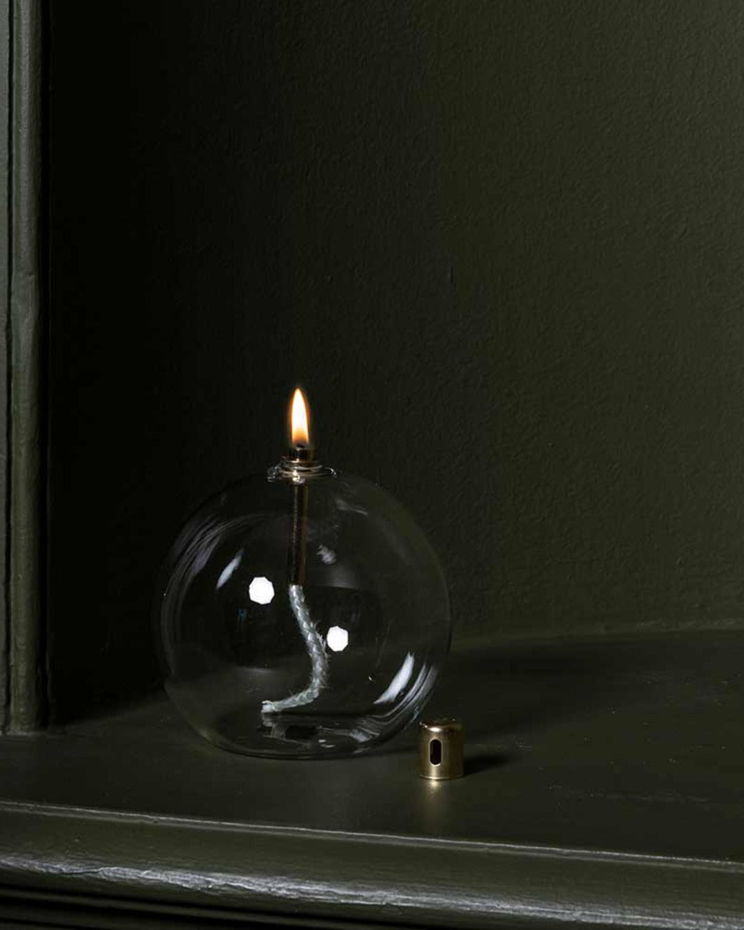 Peri Design - Round oil lamp