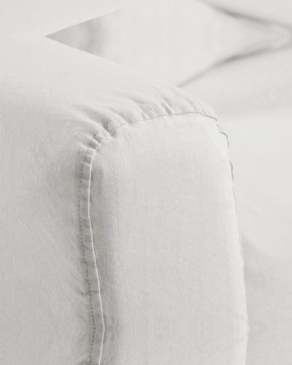 Merci - sofa - Optical White