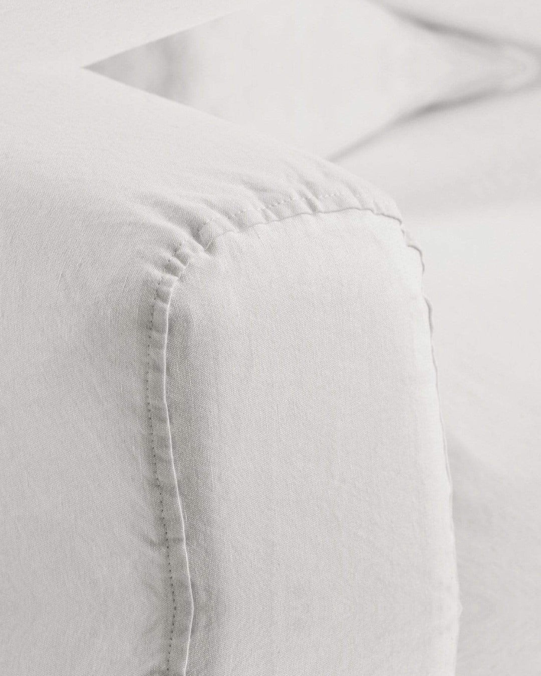 Merci - sofa - Optical White