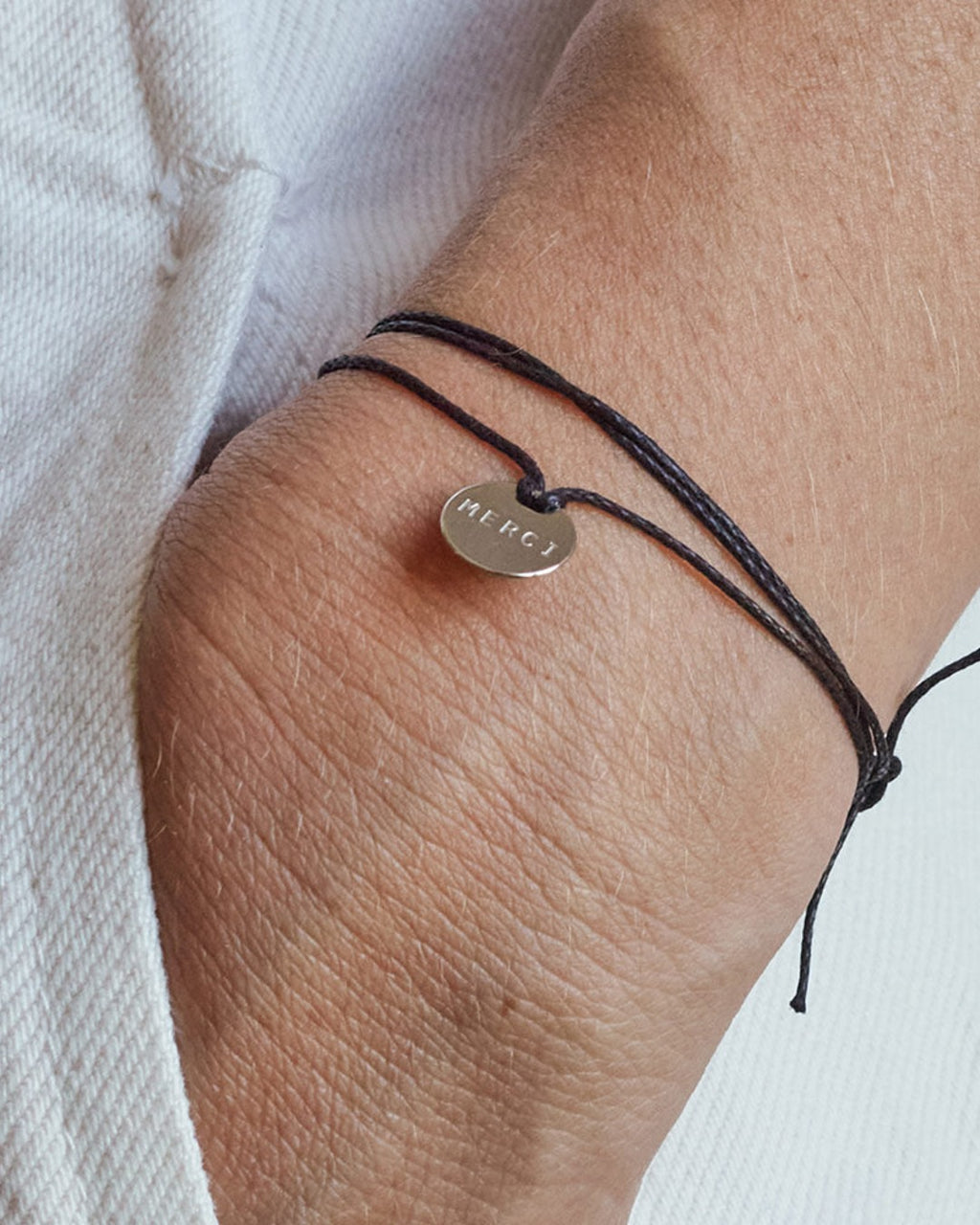 Merci - Petit Médaille En Laiton - Noir