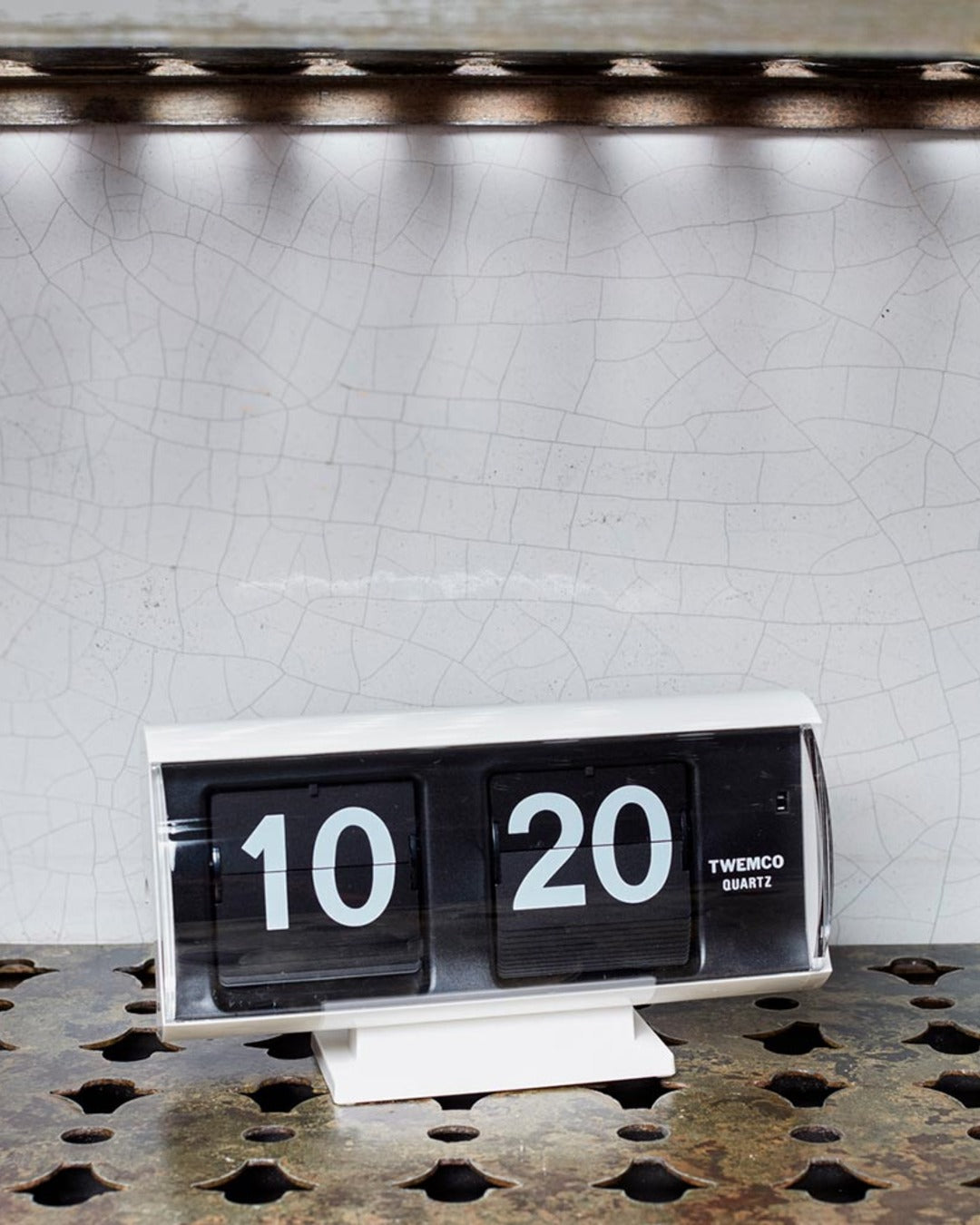 Twemco - Clock QT 30 - White