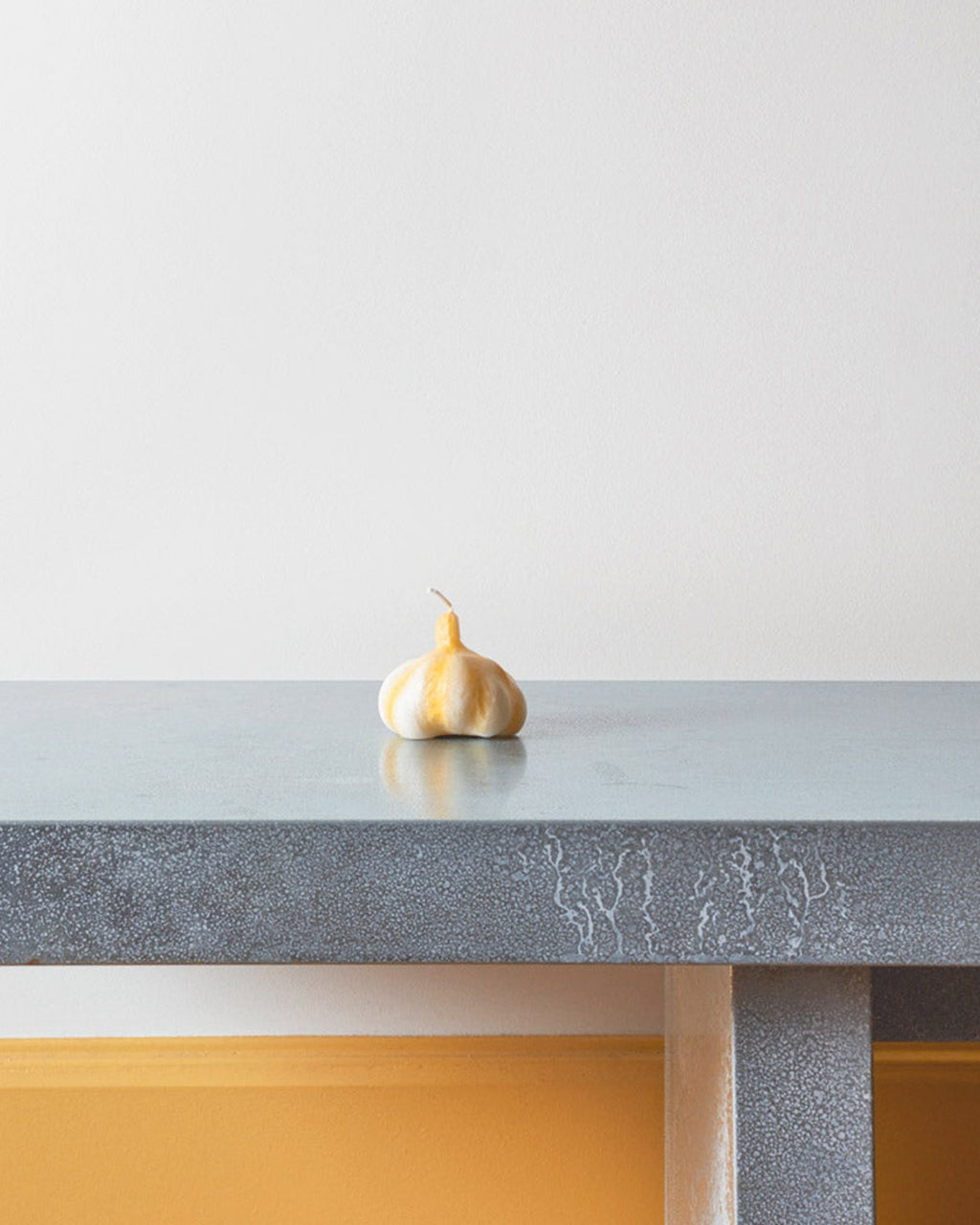 Introna - Candle - Garlic