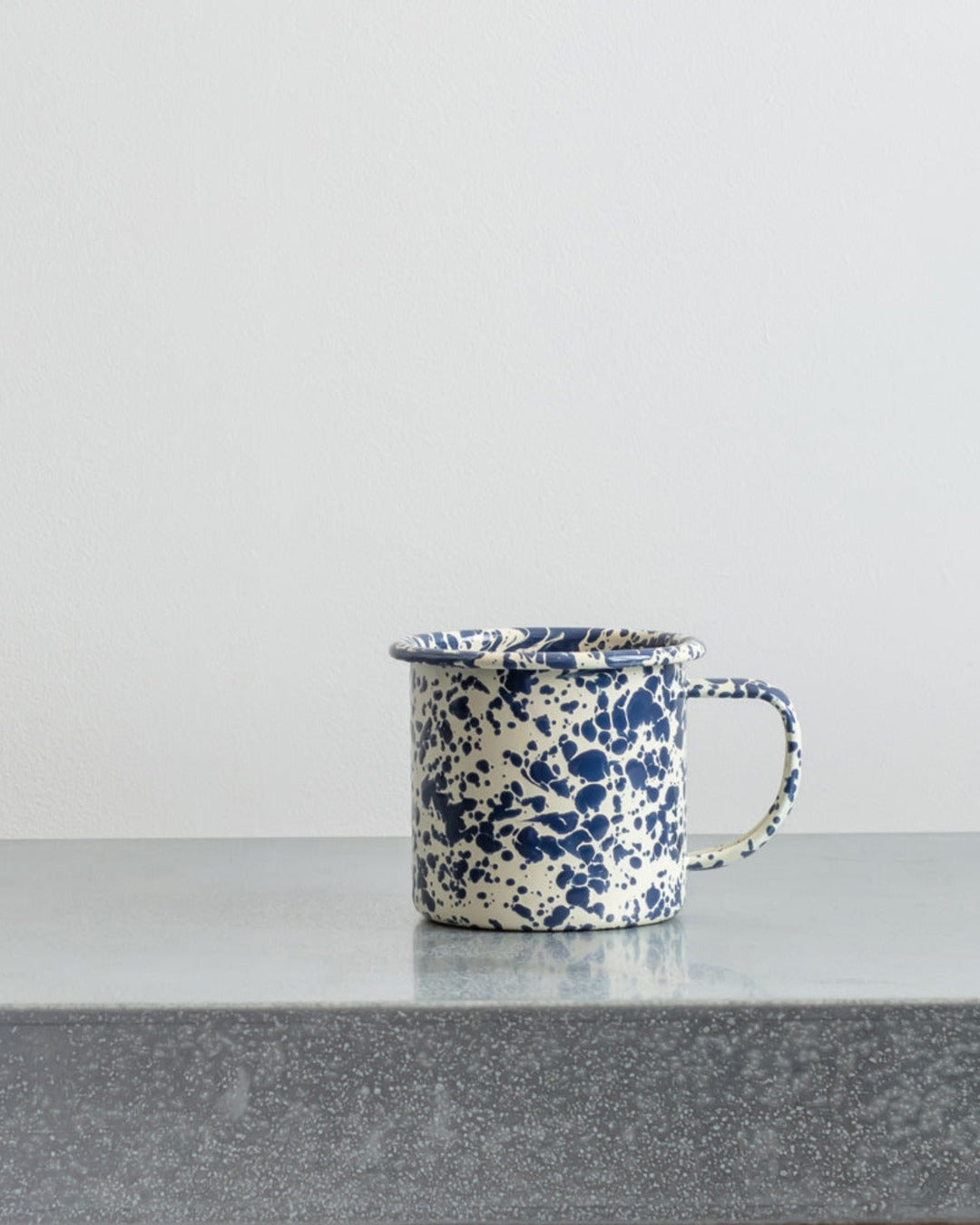 Crow Canyon Home - Mug En Émail Avec Éclaboussures Bleues