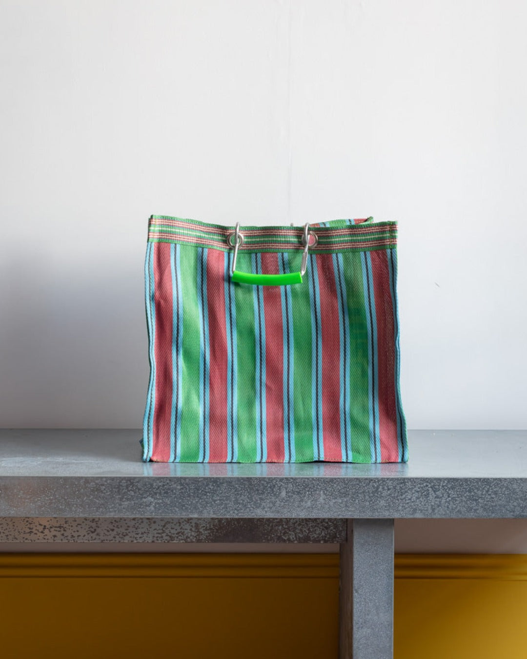 Puebco - Panier Carré - Vert & Rouge