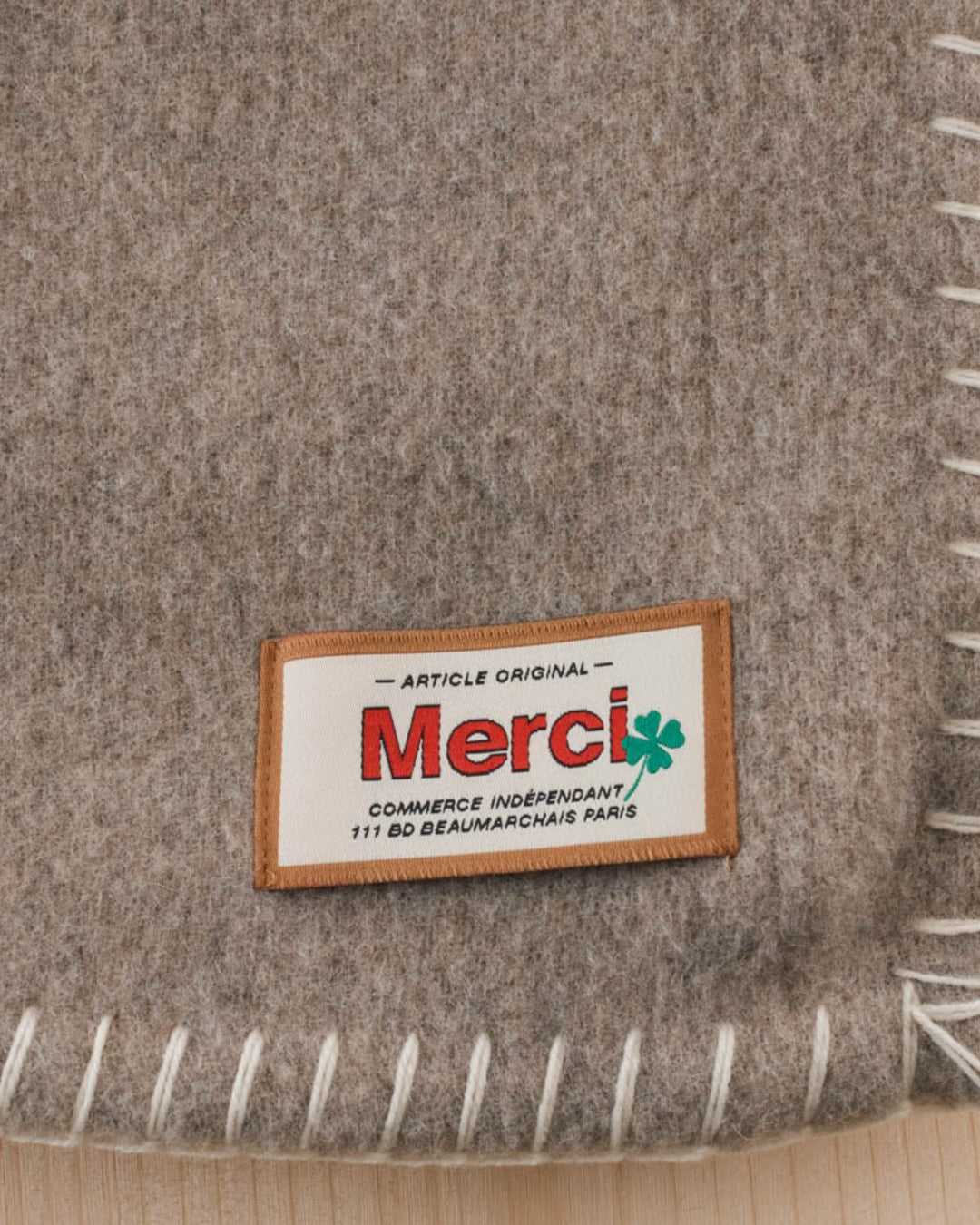 Merci - blanket - Beige