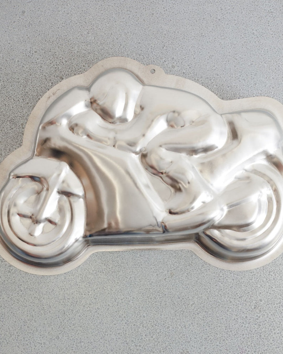 Ametalurgica - Tin mould - Moto