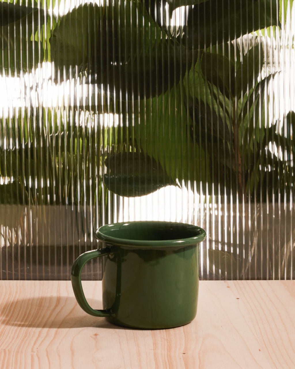 Elifle Enamelware - Hollow handle mug - Green
