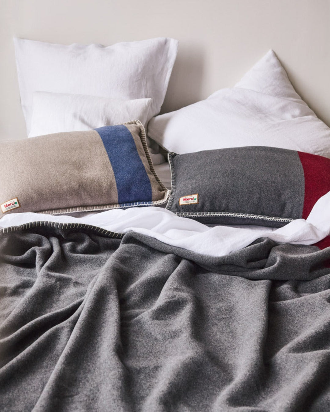 Merci - cushion - Grey