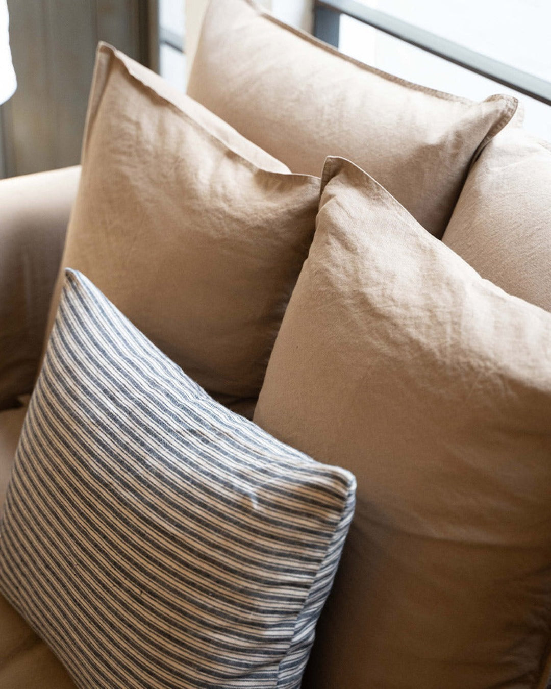 Merci - Sofa cover - Cha Iro Brown