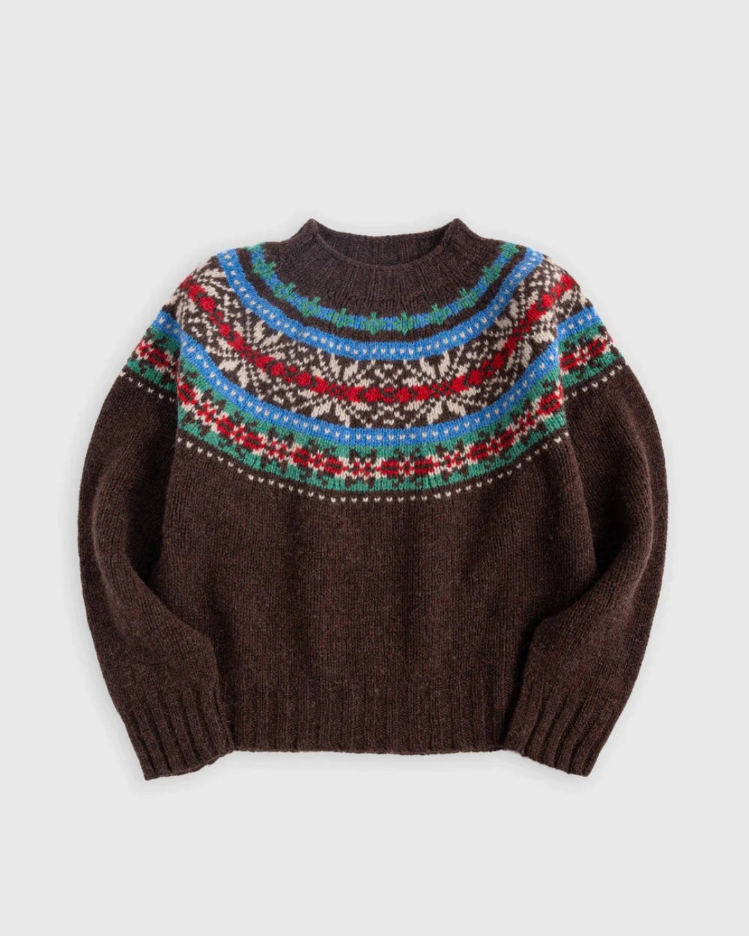 Pull Merci Paris Howlin' en laine Shetland marron avec motif jacquard Fair Isle coloré et encolure ronde