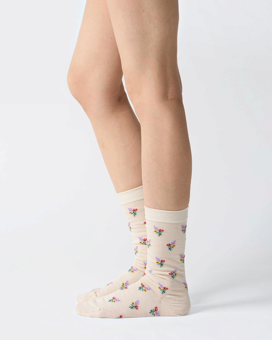 Chaussettes Merci Paris Babaco écru en laine et nylon avec motif de petits bouquets de fleurs colorés