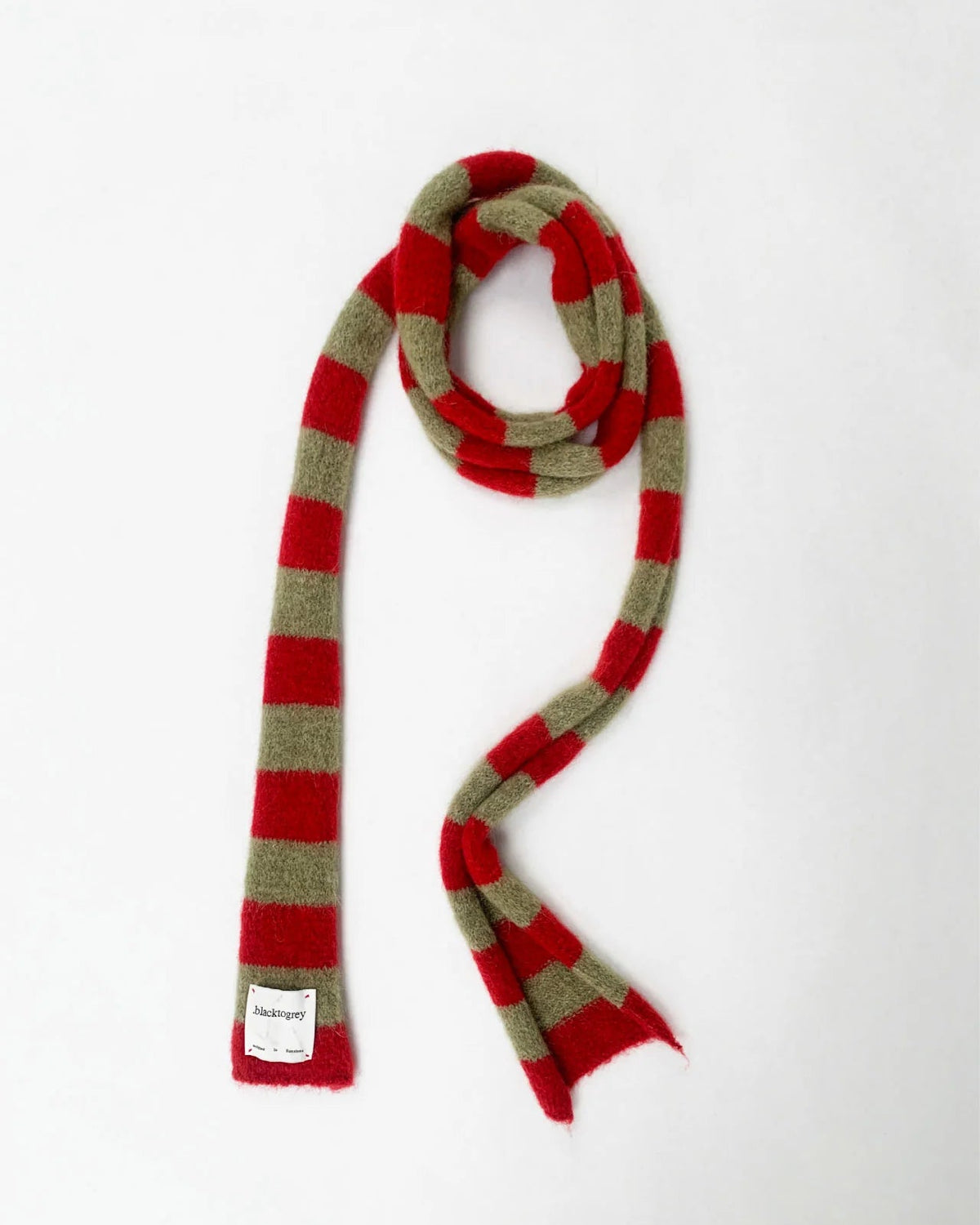 Blacktogrey - Gang Scarf - Red & Green