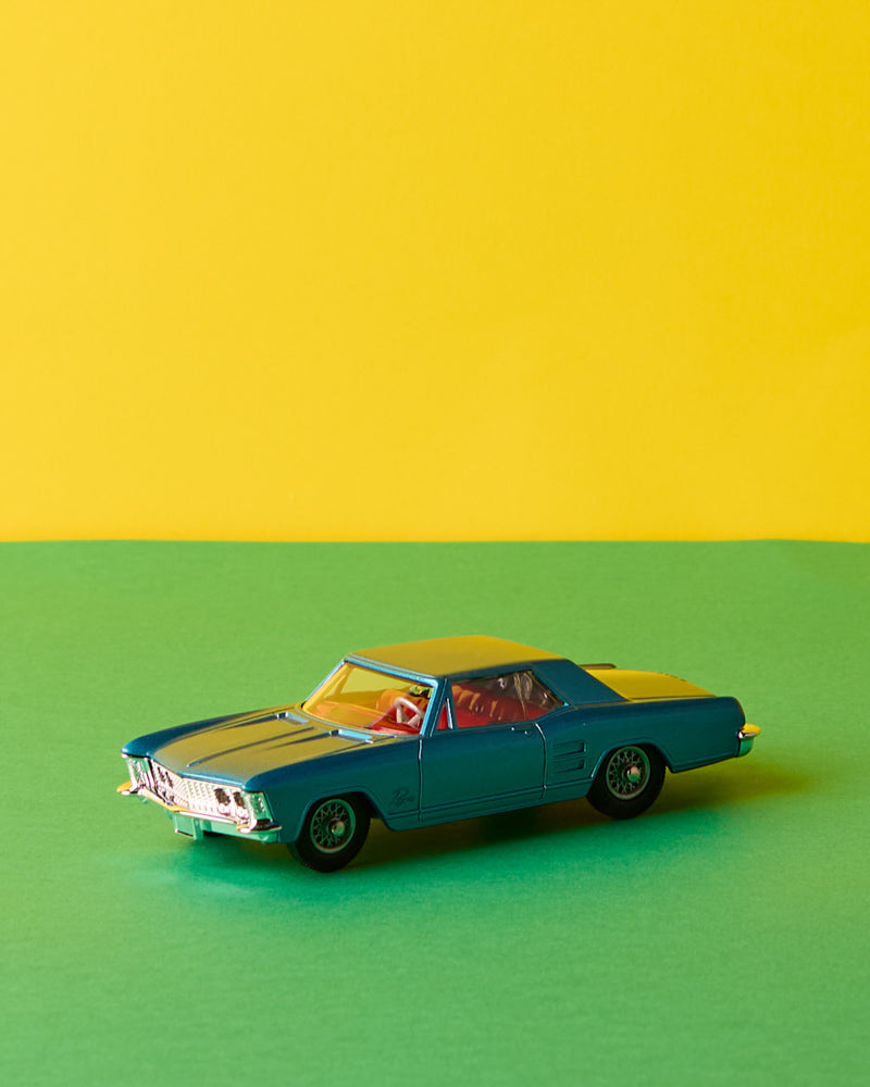 Corgi - Voiture Buick Riviera Bleu N°245