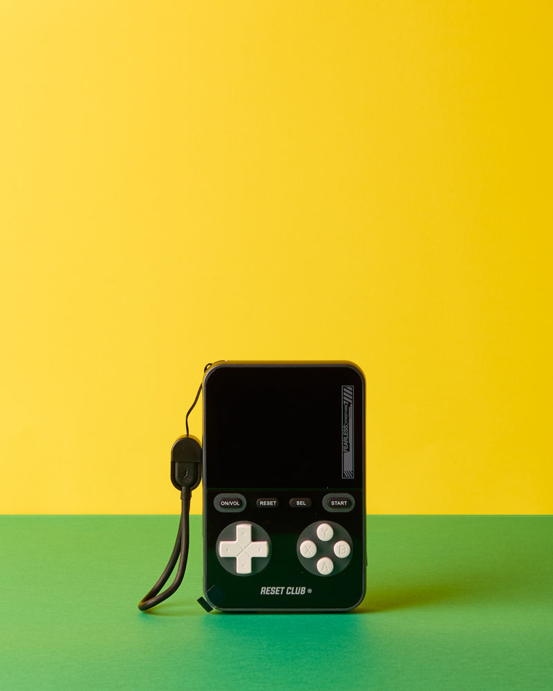 Reset Club - Power Bank & Retro Console