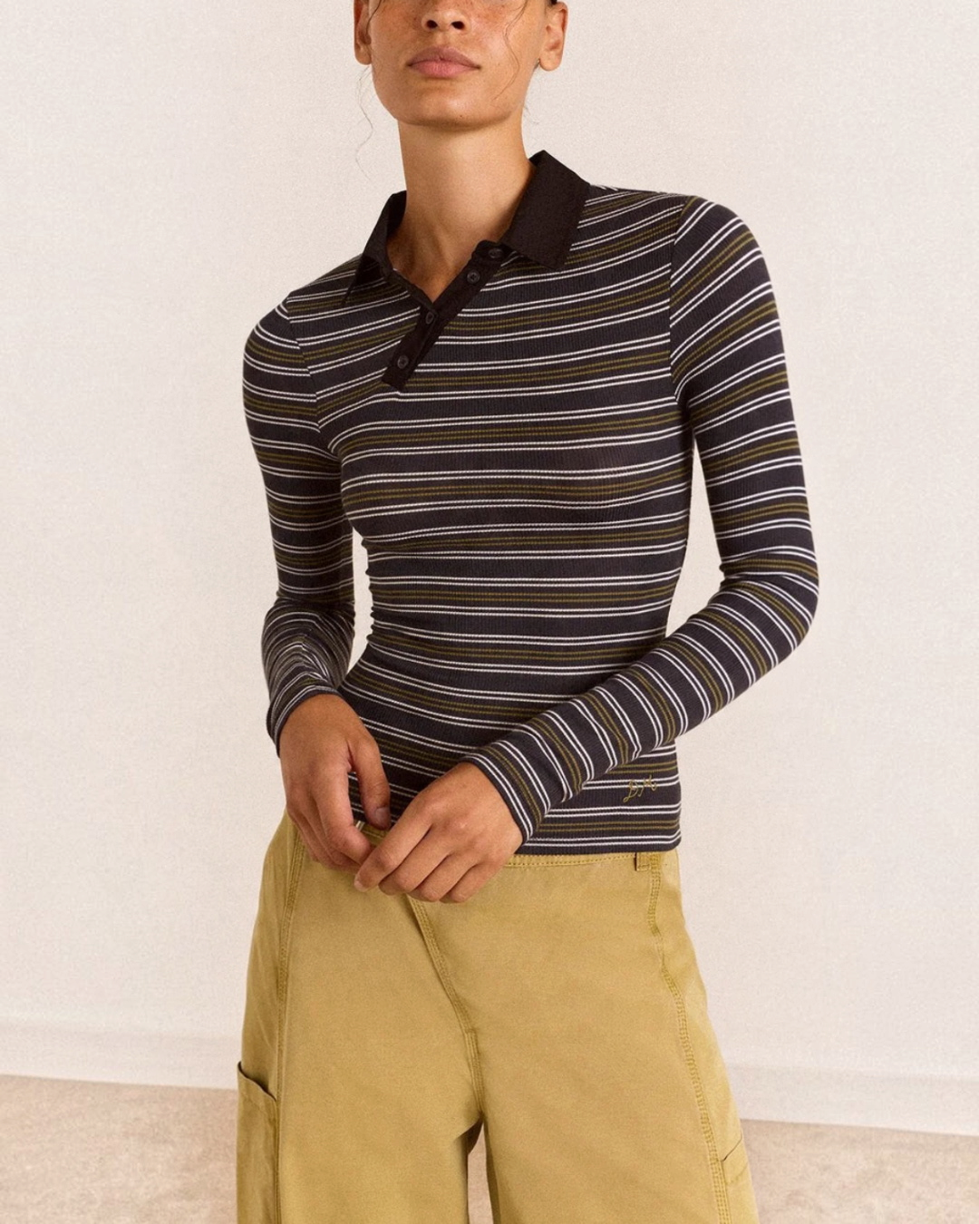 Polo à manches longues rayé marron Merci Paris Damson Madder avec col contrastant et patte de boutonnage asymétrique
