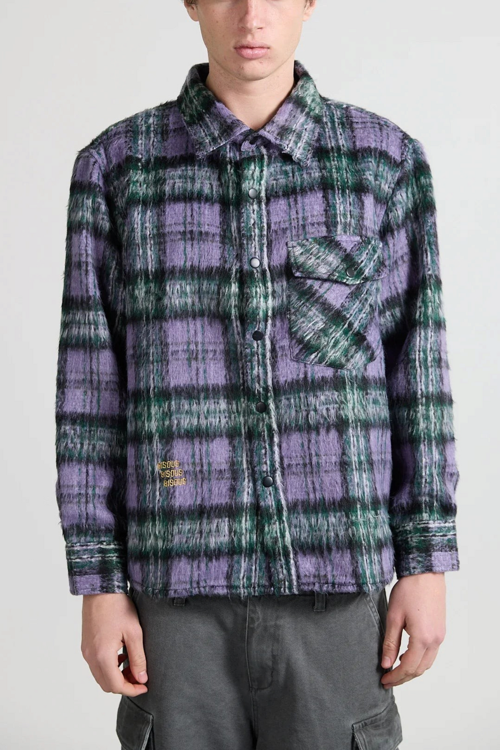 Surchemise en flanelle Merci Paris Bisous Skateboard à carreaux violet, vert et noir avec broderie sur le bas
